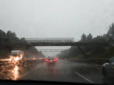 - Nevihta, nevihtni oblak. Štajerska avtocesta Maribor - Ljubljana- 19.07.2023 – vreme - oranžno opozorilo za celotno Slovenijo – nevihtni pas - nevihte //FOTO: Bojan Velikonja