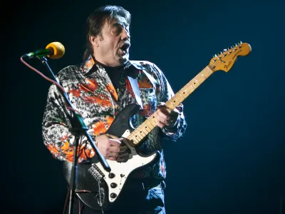 Pavle Kavec spada med slovenske kitarske heroje.

 

 

 