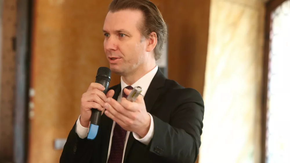 ﻿Uroš Salobir, direktor področja za strateške inovacije pri podjetju Eles