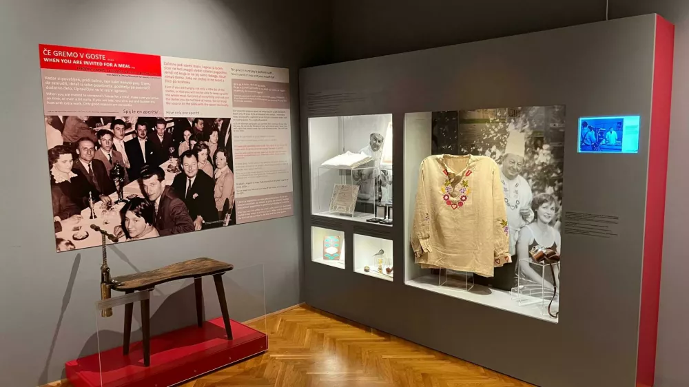 »Muzejski donatorji so ožilje muzeja, muzejski sodelavci pa njegovo srce,« pravijo v Posavskem muzeju Brežice, kjer so pripravili razstavo Muzejski donatorji – ožilje muzeja. Foto: arhiv Posavskega muzeja Brežice