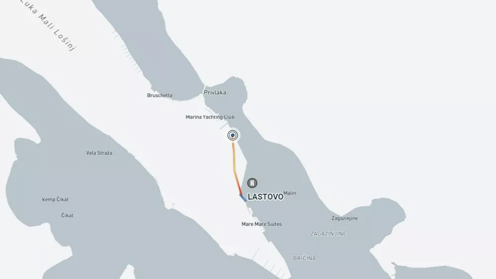 Trajekt Lastovo je še vedno na Malem Lošinju.