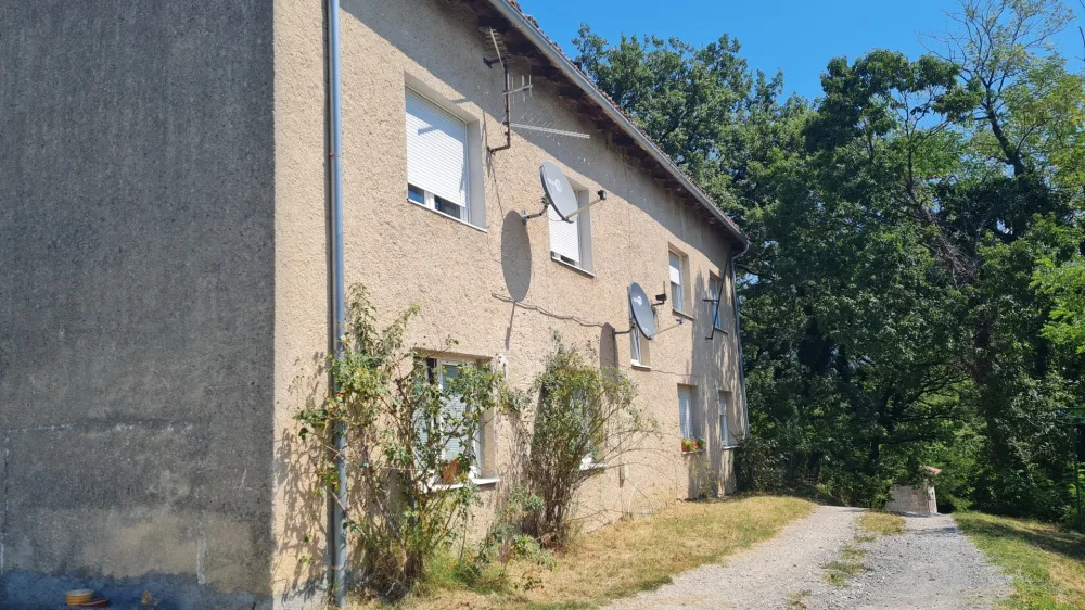 Lokavec, nepremičnine, Javni stanovanjski sklad Občine Ajdovščina