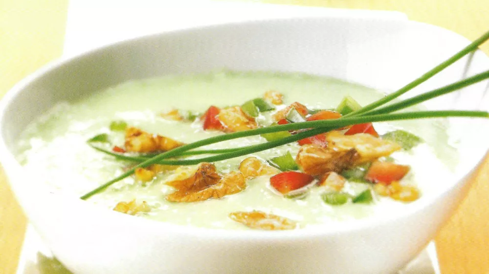 Kumarična juha z avokadom / Foto: Dzs