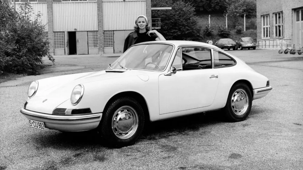 Prvi primerek porscheja 911 iz leta 1963. / Foto: Porsche