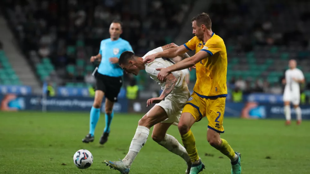 - poškodovano in obrabljeno igrišče. 09.09.2024 9.09.2024. Nogomet Liga Narodov, Slovenija - Kazahstan. Foto: Bojan Velikonja 