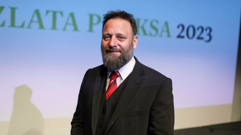 - Peter Ladič, INTERA d.o.o.- 29.03.2024. Zlata Nit, zaključek medisko raziskovalnega projekta časopisne družbe Dnevnik d.d. s podelitvijo nagrad najboljšim zaposlovalcem v Sloveniji.//FOTO: Bojan Velikonja