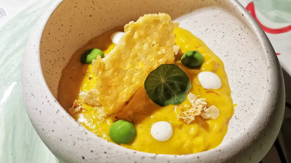 Rižota z žafranom in zajcem, Klinec Plešivo