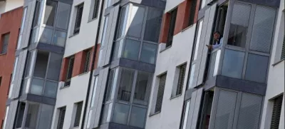 Knjigovodska vrednost nepremičnin, ki se prenašajo s Slovenskega državnega holdinga, znaša dobrih 107 milijonov evrov, so pojasnili na DSU. Fotografija je simbolična. Foto: Luka Cjuha 