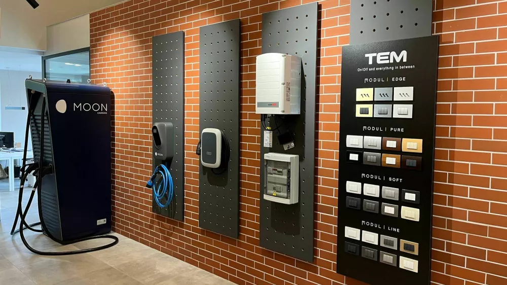 Elnet, gazela 2024, Električne polnilnice, ki jih montirajo v partnerstvu s Porsche Slovenija, in stikala v sodelovanju s TEM Čatež