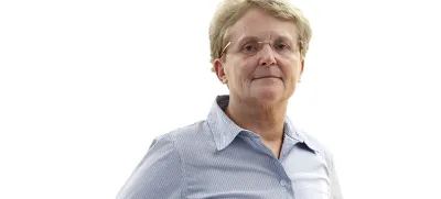 Tatjana PihlarZA ONLINE - Redakcija Dnevnik 2024 - portreti za komentarje in kolumne - kolumnisti - komentatorji – novinarji - portret //FOTO: Luka Cjuha