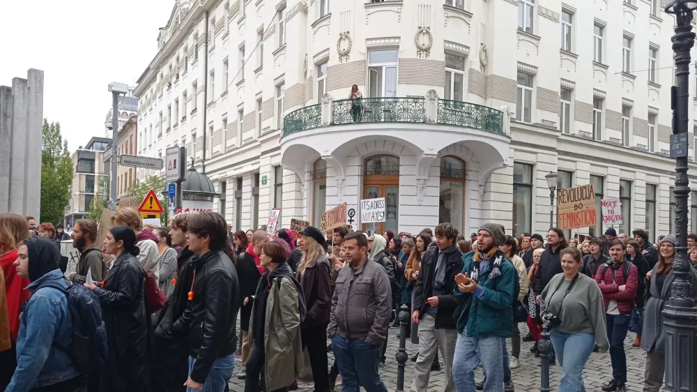 shod za življenje protestniki proti