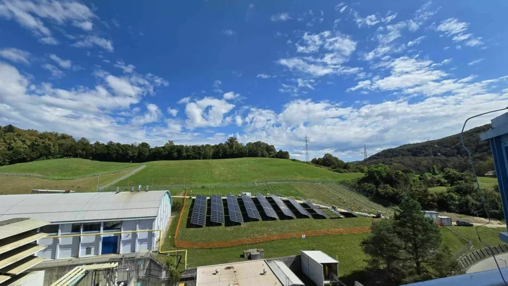 Sončna elektrarna pri TE Brestanica