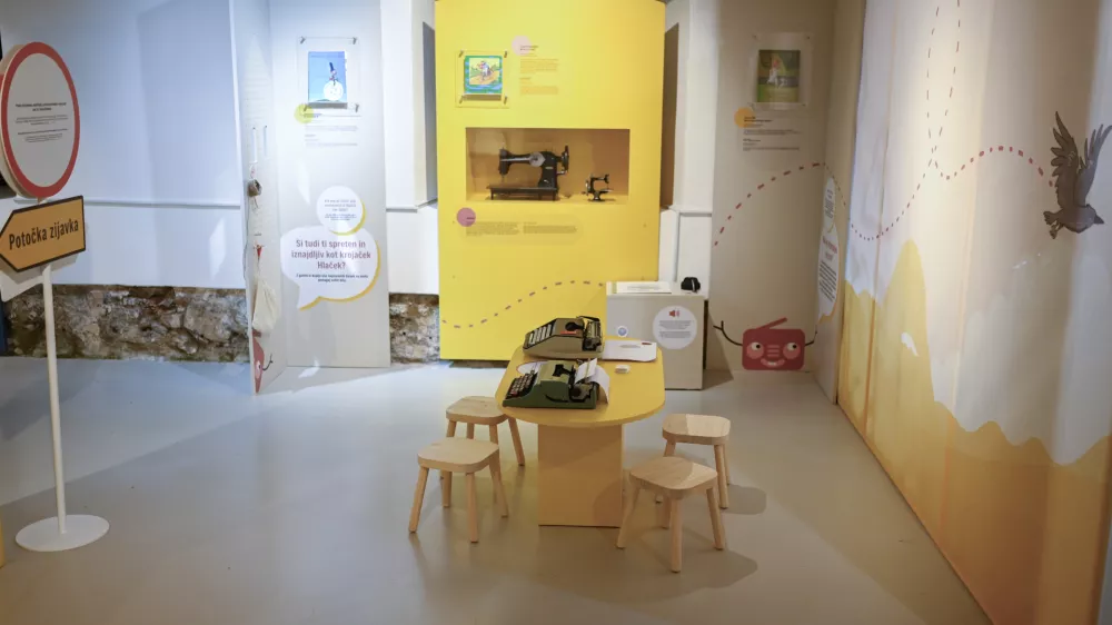 Osrednja letošnja razstava v Tehniškem muzeju Slovenije, ki povezuje tehniško in znanstveno dediščino s slovensko otroško in mladinsko literaturo. Foto: Nik Erik Neubauer