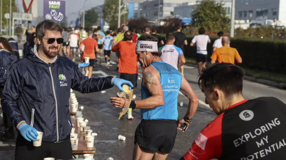 - 20.10.2024 - 28. Ljubljanski maraton - 24 tisoč tekačev - največji športno-rekreativni dogodek v državi //FOTO: Jaka Gasar