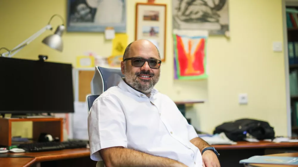 15.06.2022. Aleš Kuhar, visokošolski učitelj/predavateljŠtudij biotehnologije, Oddelek za zootehnikoKatedra za agrarno ekonomiko, politiko in pravo.OPOMBA: za objavo v Objektivu!//FOTO: Bojan Velikonja / Foto: Bojan Velikonja