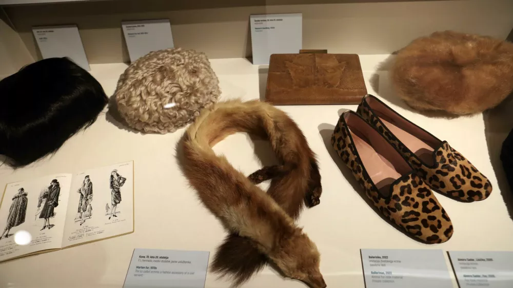 28.10.2024 - razstava, Od korzeta do žaketaFoto: Tomaž Skale / Foto: 