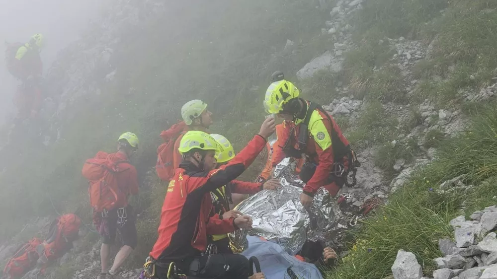 Kar zadeva sistemsko ureditev gorskega reševanja, jim je za zgled zakon, ki ureja delovanje gasilcev. Foto: GRS Kranj 