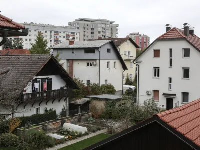 Gurs analizira in objavlja podatke o tržnih cenah, ne pa tudi o tržnih najemninah stanovanj, saj ocenjujejo, da podatki, ki jih Fursu sporočajo najemodajalci, ne odražajo dejanskega stanja. Foto: Jaka Gasar 