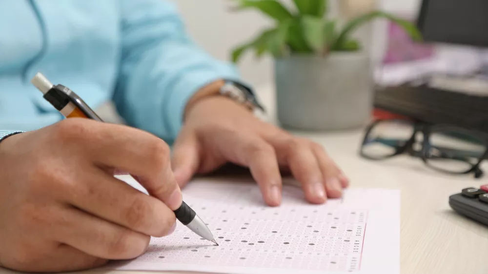 Star&scaron;e v Teksasu zdaj skrbi, kdo vse bi lahko poučeval njihove otroke, čeprav za to ni uradno usposobljen. Fotografija je simbolična. Foto: Pixabay