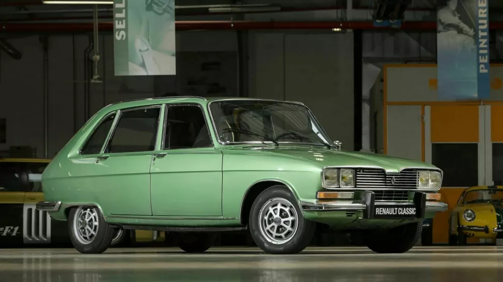 Renault 16 je bil drugačen od tega, kar so bili kupci vajeni. Postal je prodajna uspe&scaron;nica. Foto: youtube