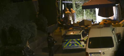 10.11.2024 - Popoldne so na območju Šiške v Ljubljani odkrili ostanke dojenčka - detomor - Ulica Draga - Naselje pri koseškem bajerjuFOTO: LUKA CJUHA