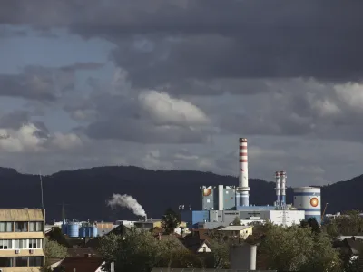 - 06.11.2023 - Termoelektrarna Toplarna Ljubljana Moste, TE-TOL - vroči zagonski preizkus nove plinsko-parne enote //FOTO: Luka Cjuha