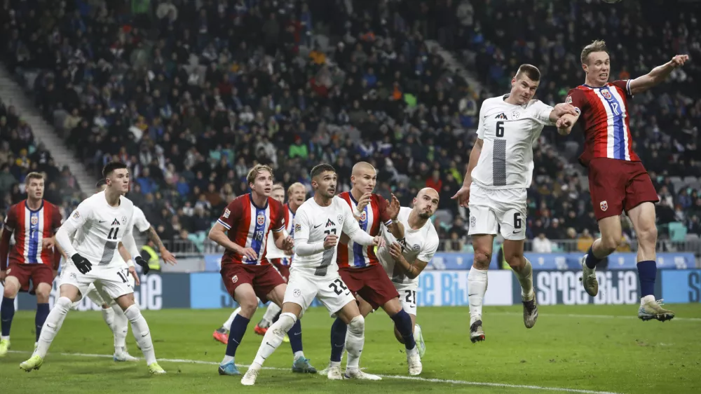 Jaka Bijol14.11.2024 - nogomet - liga narodov Slovenija &ndash; Norve&scaron;ka - stadion StožiceFOTO: LUKA CJUHA