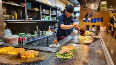 Okonomiyaki, Osaka / Foto: Maja Grobelšek