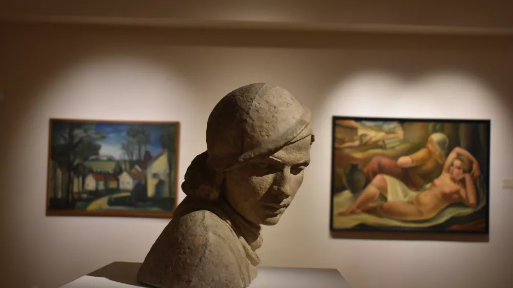 Razstava Odmaknjeni pogled v Galeriji Božidarja Jakca v Kostanjevici na Krki. Foto: arhiv GBJ