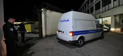 Starša dojenčkov, trupli katerih so našli zakopani na dvorišču družinske hiše blizu Varaždina, so po zaslišanju pred preiskovalnim sodnikom odvedli v pripor. 