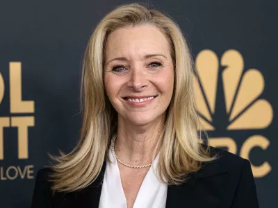 2P0H3Y4 Hollywood, United States. 02nd Mar, 2023. HOLLYWOOD, LOS ANGELES, CALIFORNIA, USA - MARCH 02: Lisa Kudrow arrives at NBC's 'Carol Burnett: 90 Years Of Laughter Love' Birthday Special held at AVALON Hollywood and Bardot on March 2, 2023 in Hollywood, Los Angeles, California, United States. (Photo by Xavier Collin/Image Press Agency) Credit: Image Press Agency/Alamy Live News