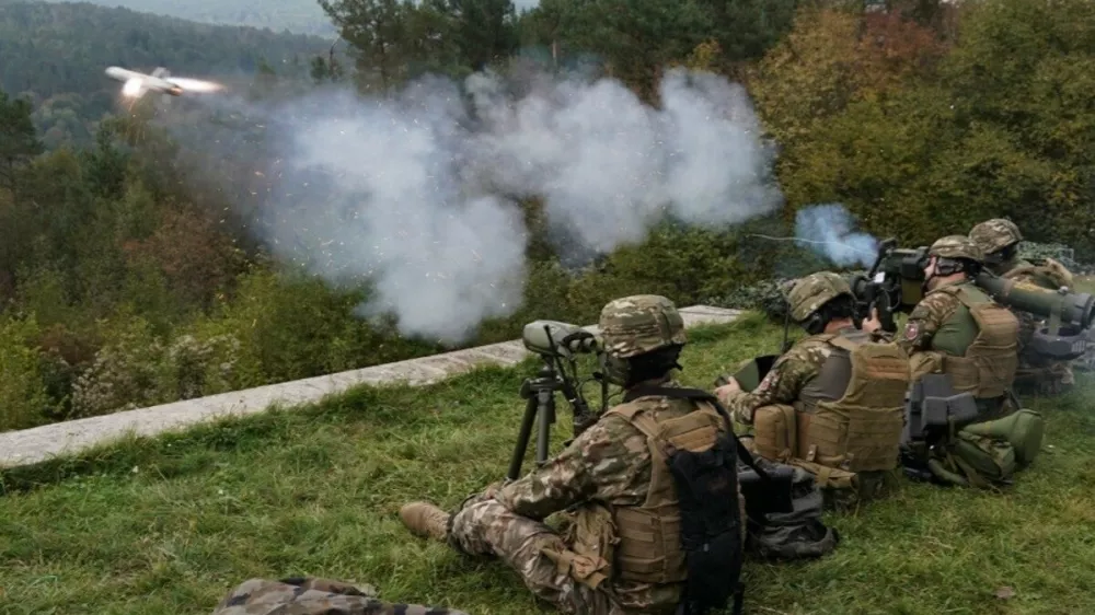 ''Na trgu je več različnih sistemov za protioklepni boj, vendar nobeden ni tako učinkovit kot spike.'' Foto: Slovenska vojska