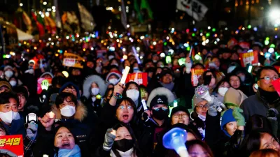 Protestors attend a rally calling for the impeachment of South Korean President Yoon Suk Yeol, who declared martial law, which was reversed hours later, in front of the National Assembly in Seoul, South Korea, December 7, 2024. REUTERS/Kim Kyung-Hoon