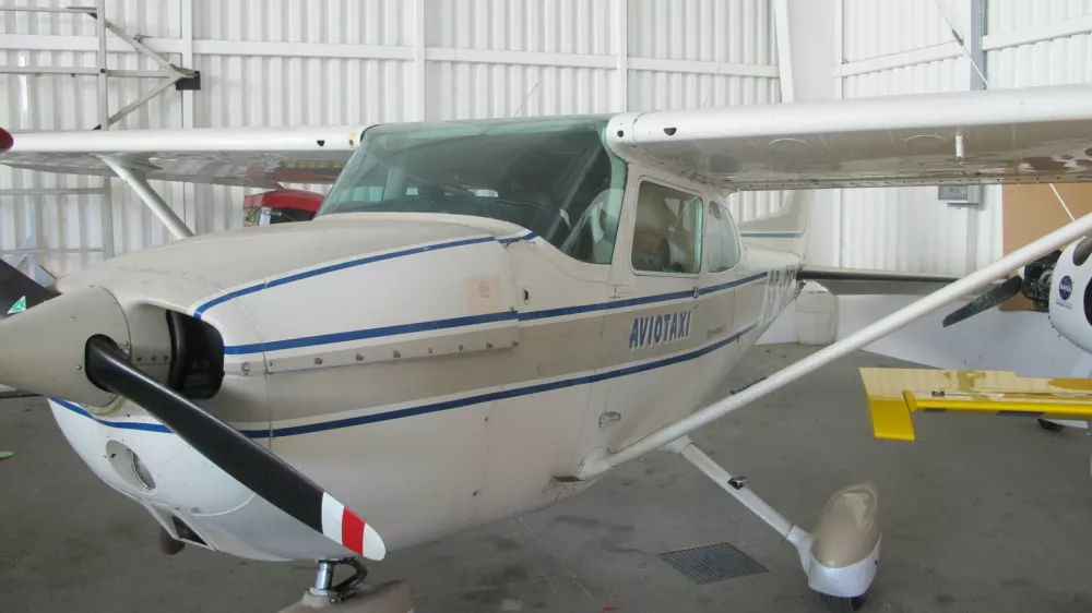 ﻿letališče lesce Letalo Cessna C172N