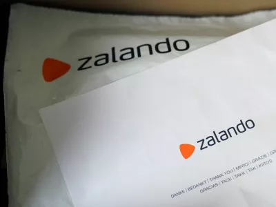 FILE PHOTO: Zalando packaging from an online delivery is seen discarded in a cardboard box in Galway, Ireland, August 27, 2020. Picture taken August 27, 2020. REUTERS/Clodagh Kilcoyne/File Photo