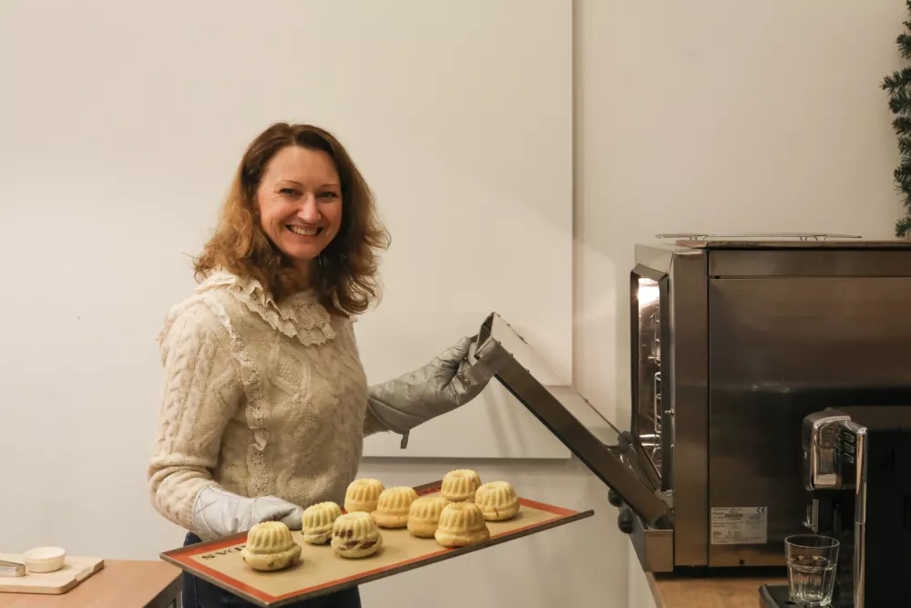 09.12.2024. Slasčičarna Le potica v stari Ljubljani. Mini potice.//FOTO: Bojan Velikonja