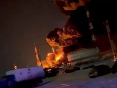 Smoke and fire rise from an infrastructure facility storing fuel, following what regional governor Andrei Klychkov called a Ukrainian drone attack, in Oryol, Russia, in this screengrab obtained from social media video released on December 14, 2024. via REUTERS THIS IMAGE HAS BEEN SUPPLIED BY A THIRD PARTY. NO RESALES. NO ARCHIVES.