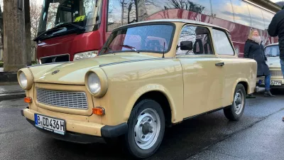 Trabant je v Vzhodni Nemčiji veljal za ljudski avto, različico 601 so izdelali v 2,8 milijona primerkih. Ni bil ravno zmogljiv, prav tako ne pretirano udoben, bil pa je priljubljen. Foto: Matej Štakul