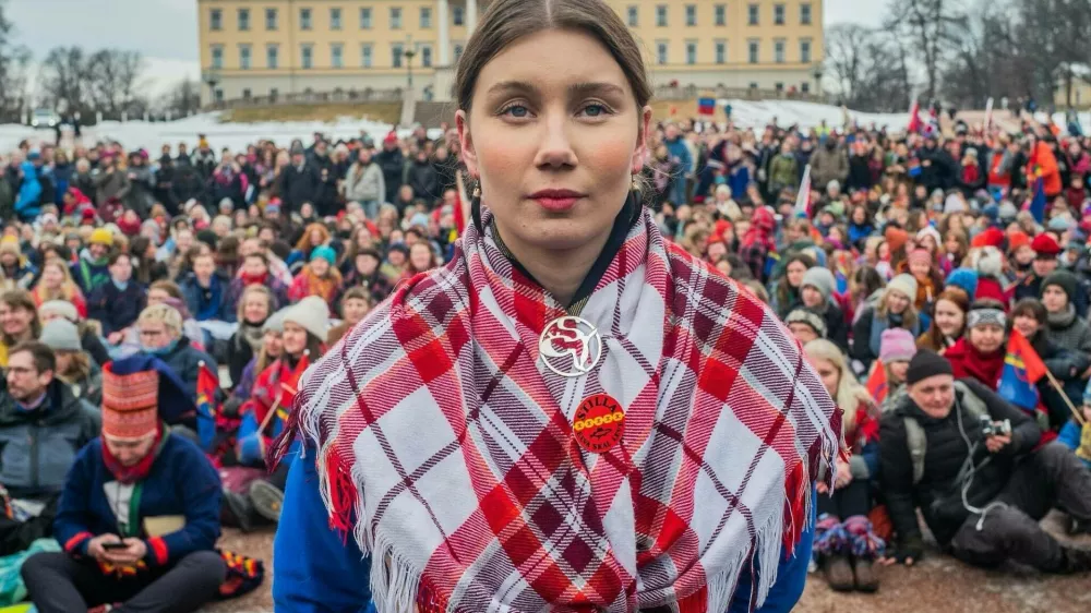 Ella Marie Hætta Isaksen