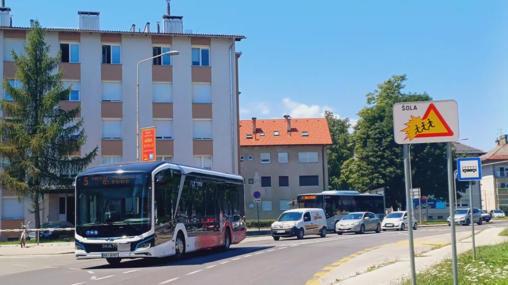 Kranj avtobus arriva