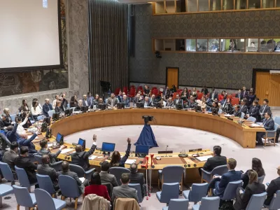 20 November 2024, US, New York: Security Council members vote on a draft resolution calling for immediate ceasefire in Gaza at UN Headquarters in New York. Photo: Lev Radin/ZUMA Press Wire/dpa