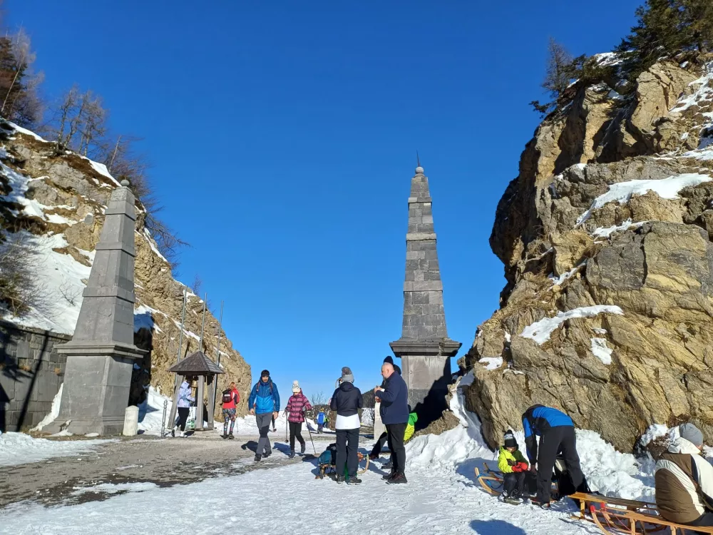 Zimska idila nekdaj najstrmejšega gorskega prelaza v Evropi.  Foto: Tina Jereb