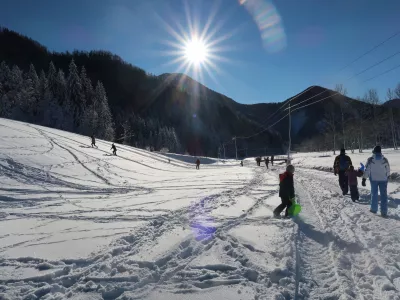 Zima, sneg, sonce, rekreacija Foto: Tatjana Pihlar