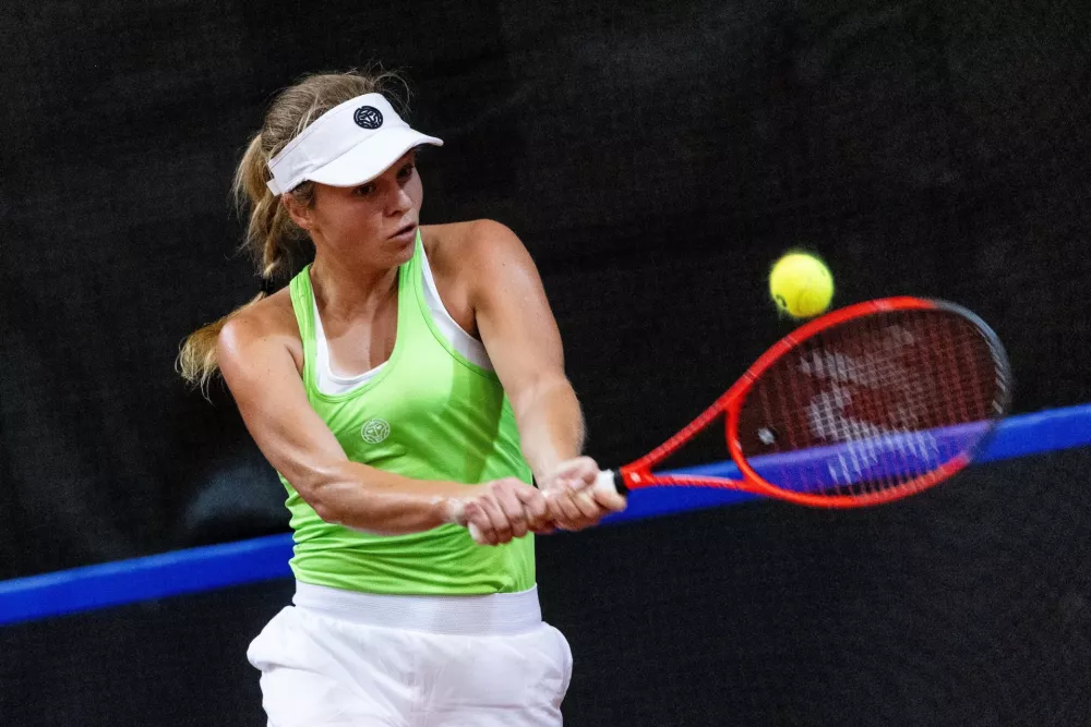 Veronika Erjavec of Slovenia during Day 1 of Billie Jean King Cup Qualifiers between Slovenia and Netherlands, on November 15, 2024 in Bela dvorana, Velenje, Slovenia. Photo by Vid Ponikvar / Sportida