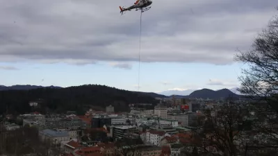 13.01.2025. odvoz dreves iz grajskega hriba s helikopterjem. foto: Bojan Velikonja 