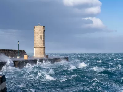 13.01.2025., Senj - Jaka bura u Senju stvara probleme u prometu. Za sav promet zatvorena je Jadranska magistrala (DC8) između Senja i Svete Marije Magdalene. Photo: Hrvoje Kostelac/PIXSELL