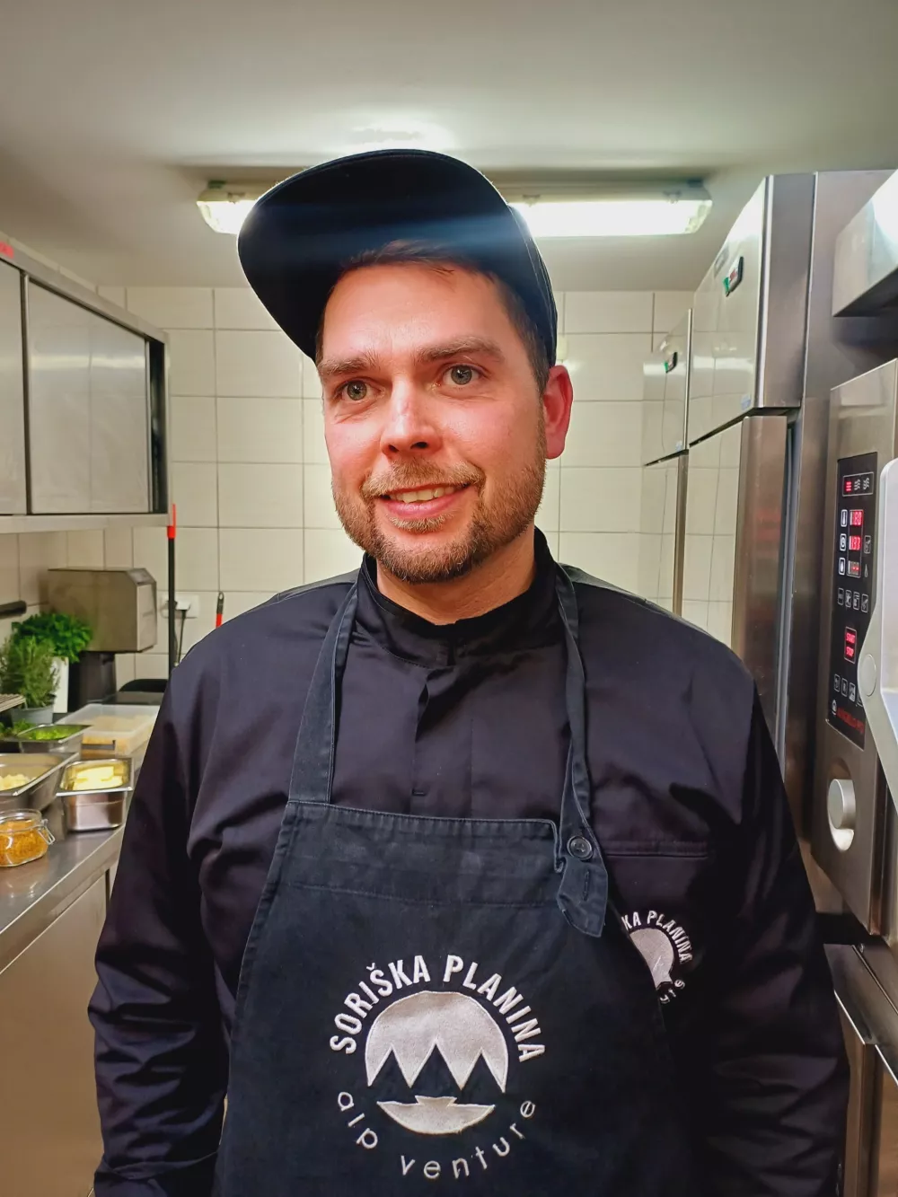 Luka Čufar, chef v penzionu in gostišču Lajnar

Kulinarični festival je pomemben za razvoj vse regije. Skupaj ustvarjamo uspešno zgodbo.

Foto:Tina Jereb