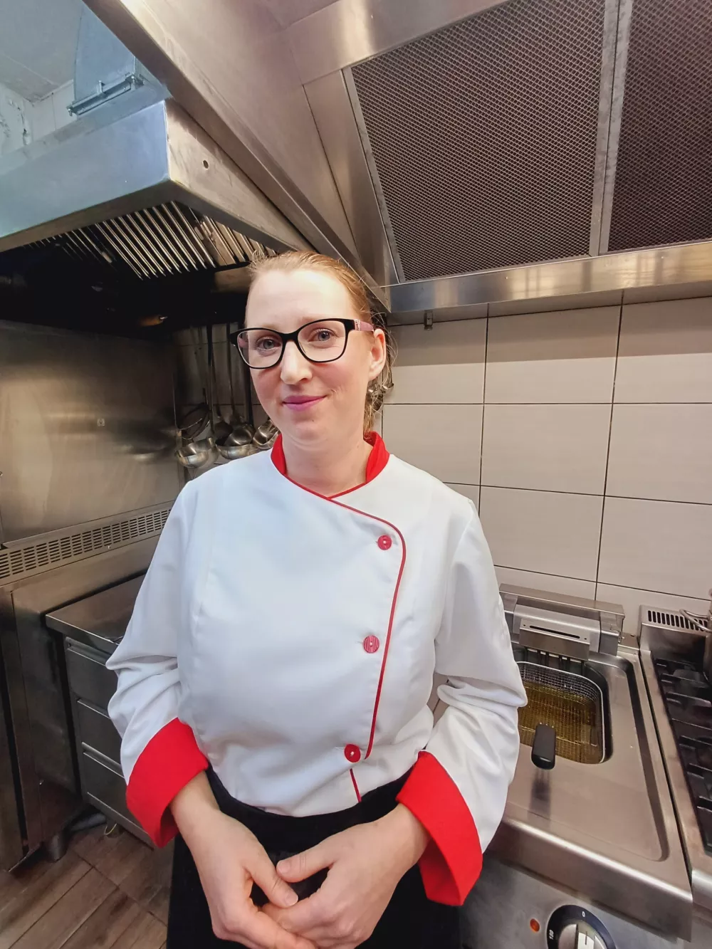 Simona Maček, turistična kmetija Jamnk

Veseli me, da lahko v okviru festivala obiskovalcem ponudimo nekoliko drugačen, višji nivo ponudbe.

Foto: Tina Jereb