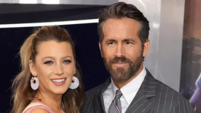 Ryan Reynolds in Blake Lively 