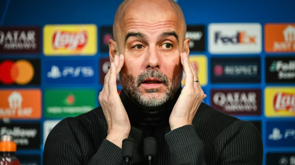 21 January 2025, France, Paris: Manchester City's manager Pep Guardiola reacts during the team's press conference at Parc des Princes Stadium ahead of Wednesday's UEFA Champions League soccer match against Paris Saint-Germain. Photo: Matthieu Mirville/ZUMA Press Wire/dpa